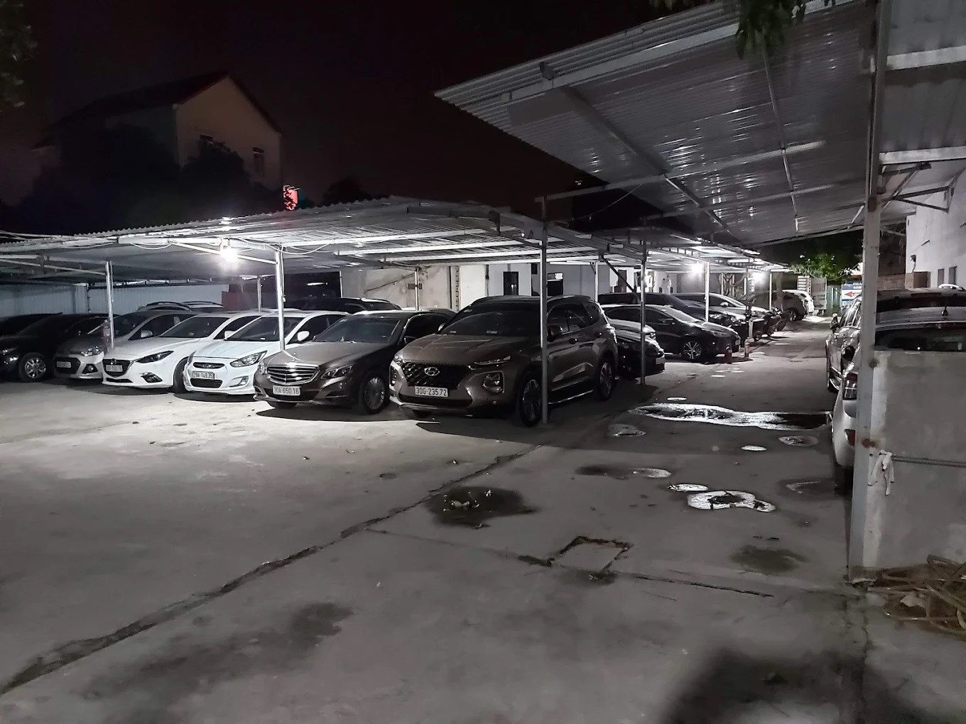 Bãi Gửi Xe Ô Tô Ngày Đêm Gần Sân Bay Long Thành